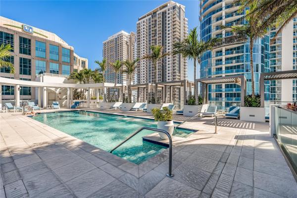 100 Las Olas, 100 E Las Olas Blvd #4604, Fort Lauderdale, Florida 33301, image 1
