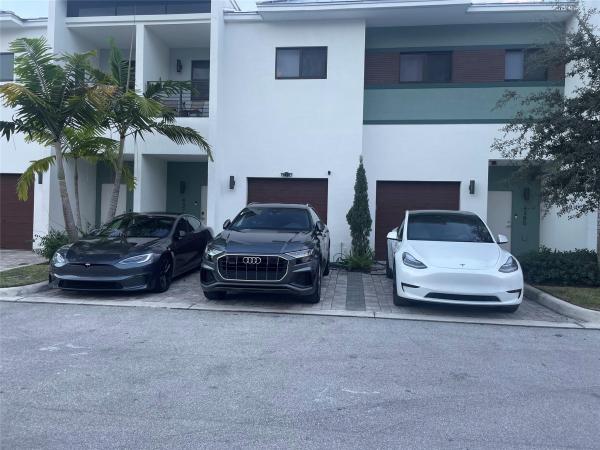 Strata At Plantation, 4380 NW 8th Ct, Plantation, Florida 33317, image 1