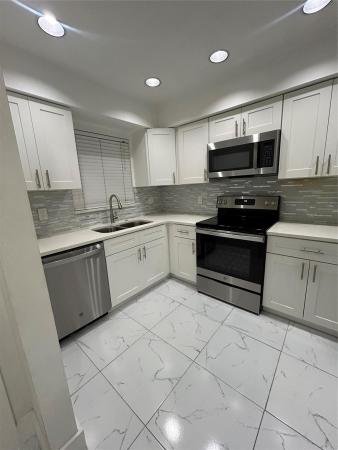 Golfview Harbour Estates, 1443 SW 27th Ave #E, Boynton Beach, Florida 33426, image 1