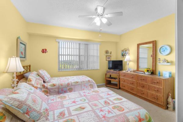 Rolling Hills Golf And Tennis Club, 3300 W Rolling Hills Cir #704, Davie, Florida 33328, image 2