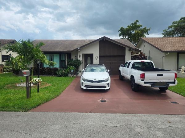 The Meadows Of Crystal Lake, 2098 SW 17th Dr, Deerfield Beach, Florida 33442, image 1