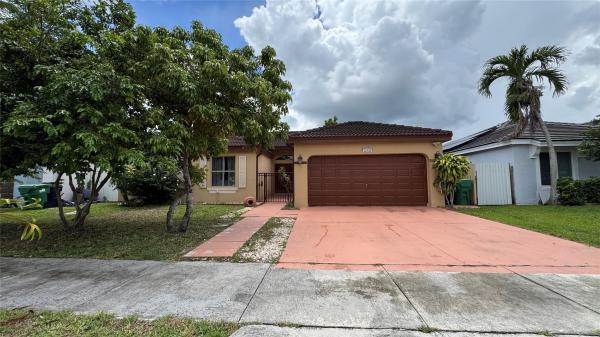 14332 SW 163rd St, Unincorporated Dade County, Florida 33177, image 1