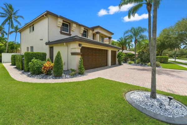Legacy Estates, 6400 Stonehurst Cir, Lake Worth Beach, Florida 33467, image 1