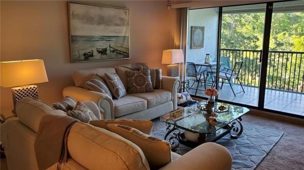 1762 Hammocks Blvd #408, Coconut Creek, Florida 33063, image 1
