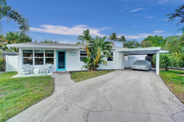 Sunset Manors, 25 NE 26th Ct, Wilton Manors, Florida 33334, image 2