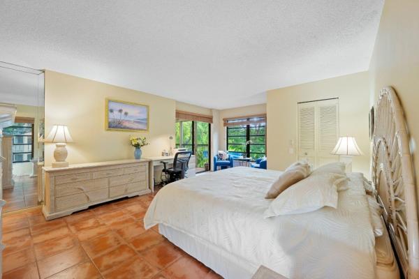 Cypress Bend, 2206 S Cypress Bend Dr #208, Pompano Beach, Florida 33069, image 1