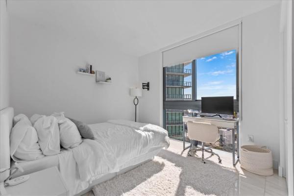 Paraiso Bay, 650 NE 32nd St 4501, Miami, Florida 33137, image 1