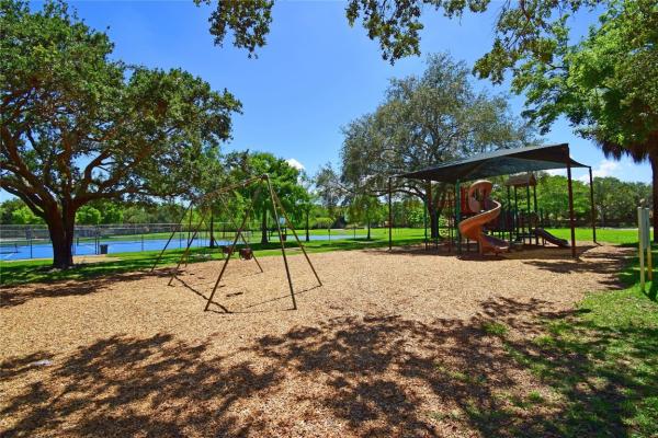 Optima Village At Fountain Spring, 10700 NW 14th St #157, Plantation, Florida 33322, image 1