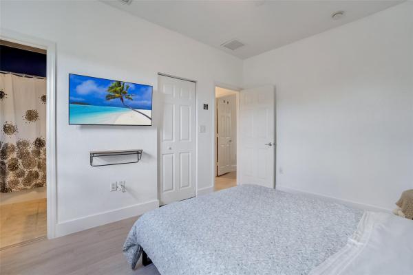 The Grove At River Oaks, 2544 SW 14th Ave #105, Fort Lauderdale, Florida 33315, image 1