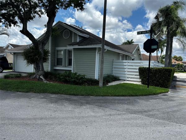 10184 SW 139th Pl, Miami, Florida 33186, image 1