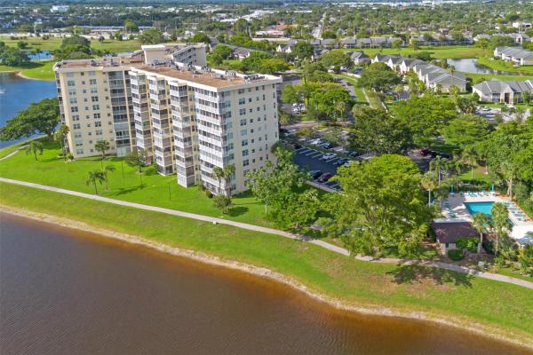 Palm-Aire Country Club 52, 3095 N Course Dr #203, Pompano Beach, Florida 33069, image 1