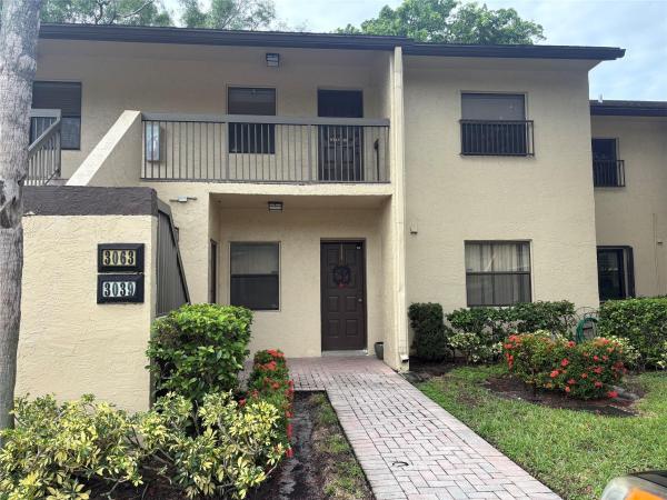 3039 Carambola Cir #3039, Pompano Beach, Florida 33066, image 1
