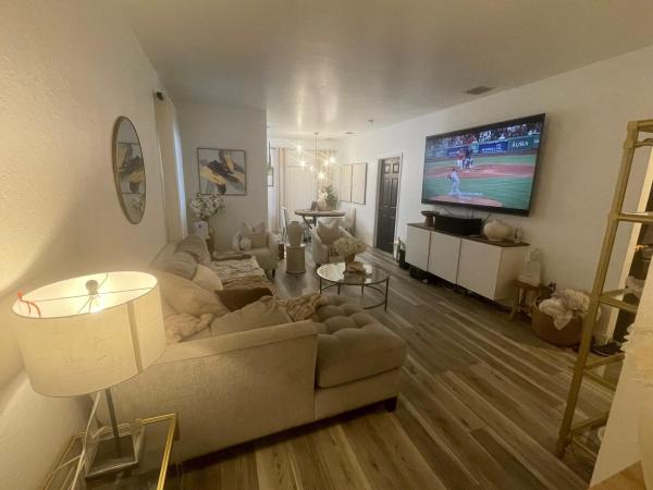 2615 NE 4 St 101, Homestead, Florida 33033, image 1