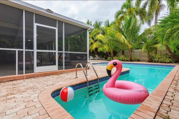 Hollywood Lakes, 1311 Monroe St, Hollywood, Florida 33019, image 1