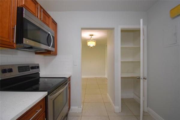 Manor Grove Village, 9 NE 19th Ct C119 #119C, Wilton Manors, Florida 33305, image 1