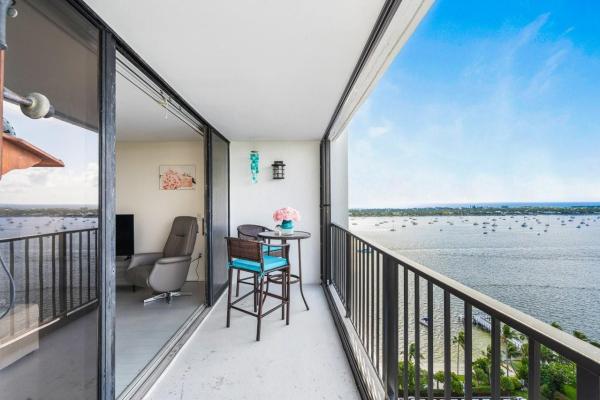 The Palm Beach House, 5600 N Flagler Dr #2004, West Palm Beach, Florida 33407, image 2
