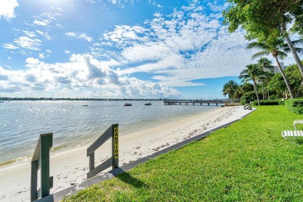 The Palm Beach House, 5600 N Flagler Dr #2004, West Palm Beach, Florida 33407, image 3