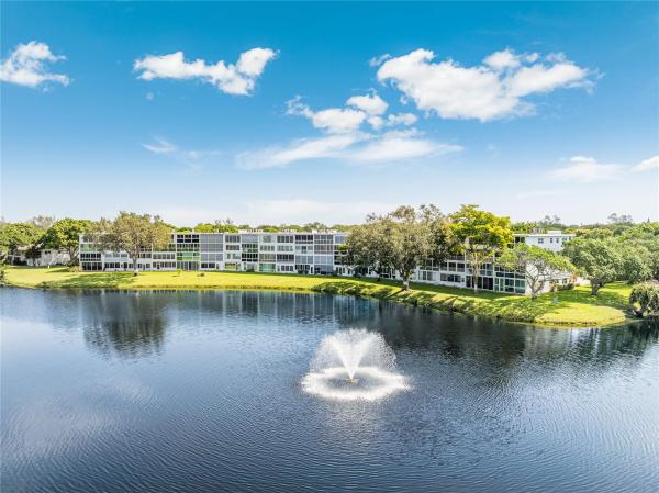 Islewood, 2019 Islewood D, Deerfield Beach, Florida 33442, image 2