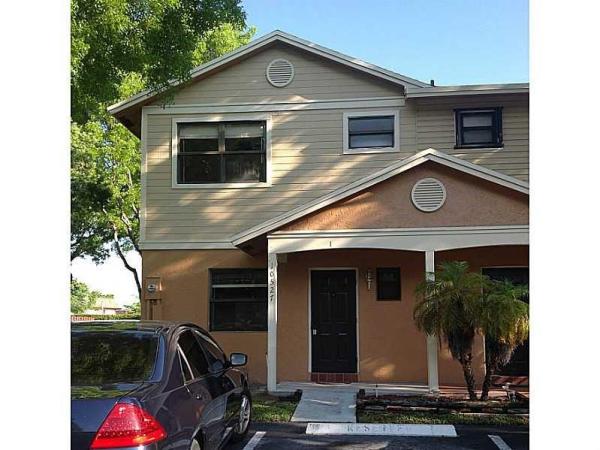 Southbridge At Pembroke Pointe, 10527 NW 8th St #10527, Pembroke Pines, Florida 33026, image 1
