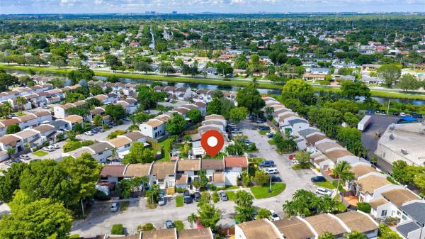 Snapper Creek Townhouses, 10921 SW 70th Ter, Kendall, Florida 33173, image 1