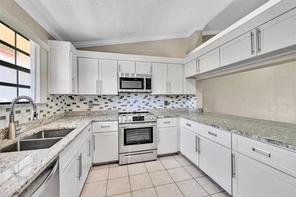 Diplomat Square, 1410 Congressional Way #1410, Deerfield Beach, Florida 33442, image 1