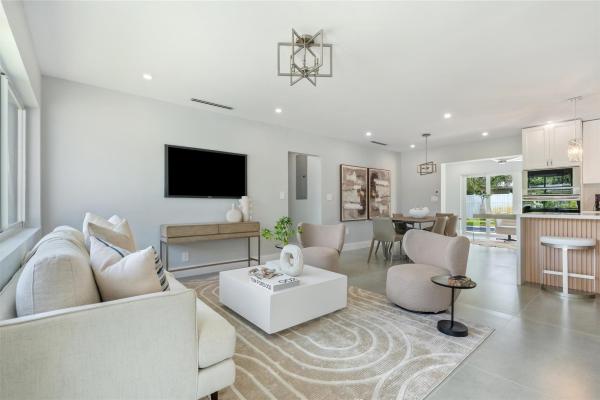 Tropical Manors, 324 NE 28th St, Wilton Manors, Florida 33334, image 1