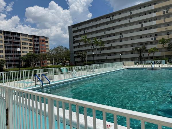 1770 NE 191st St #112-1, Miami, Florida 33179, image 1