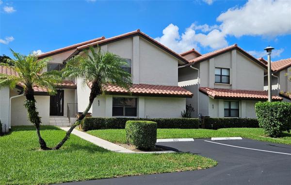 The Lakes Of Deer Creek, 633 Deer Creek Lake Point North Ln, Deerfield Beach, Florida 33442, image 1