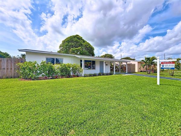 Coral Manor, 12 SW 13th Ct, Deerfield Beach, Florida 33441, image 1
