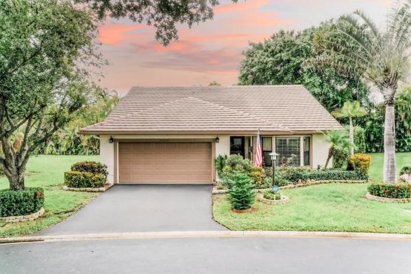 Lakeview Hamlet, 1450 Lakeview Cir, Coral Springs, Florida 33071, image 1