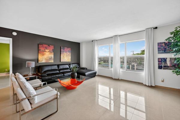 Middle River Tower, 1881 Middle River Dr #301, Fort Lauderdale, Florida 33305, image 3