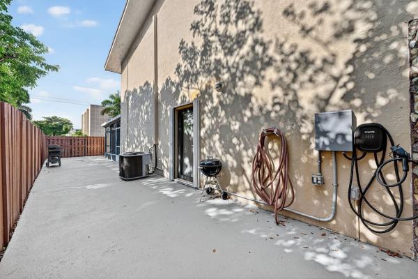 Townhouse East, 450 SE 7th St #244, Dania Beach, Florida 33004, image 1