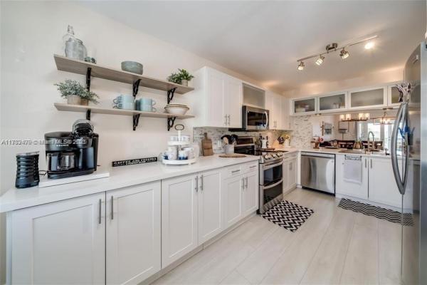Sunrise Lakes 4, 2560 NW 103rd Ave 406 ##406, Sunrise, Florida 33322, image 1