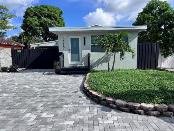 Central Oakland Park, 719 NE 38th St, Oakland Park, Florida 33334, image 1