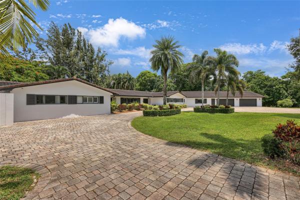 Sunshine Ranches, 14701 Sunset Ln, Southwest Ranches, Florida 33330, image 1