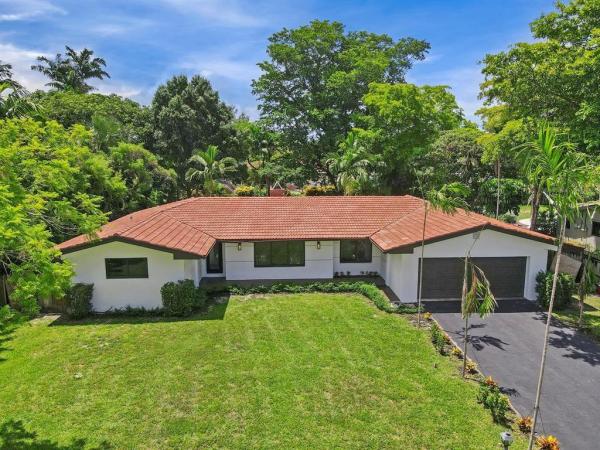 Country Club Estates, 4190 SW 4th St, Plantation, Florida 33317, image 1