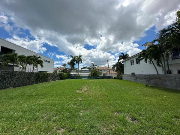 Lauderdale Harbors, 1531 SE 12th Ct, Fort Lauderdale, Florida 33316, image 1