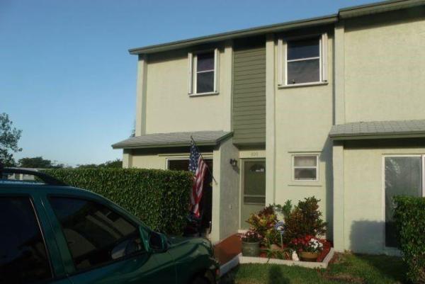 809 Crystal Lake Dr, Deerfield Beach, Florida 33064, image 1