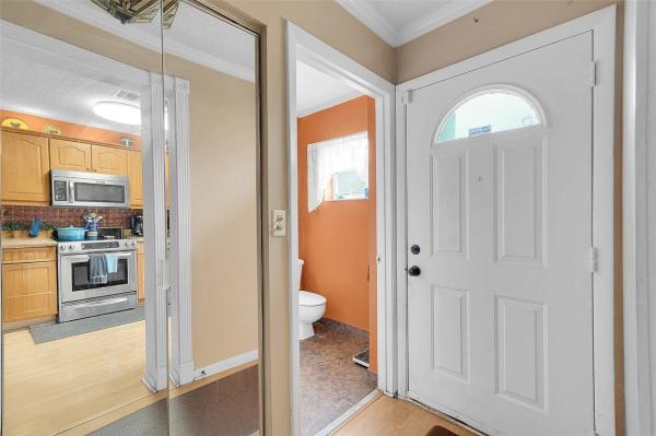 Crystal View Townhomes, 809 Crystal Lake Dr, Deerfield Beach, Florida 33064, image 3