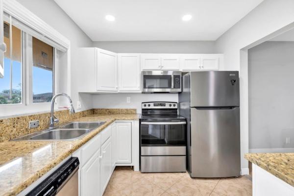 Beverly Hills, 5300 Washington St #308D, Hollywood, Florida 33021, image 1