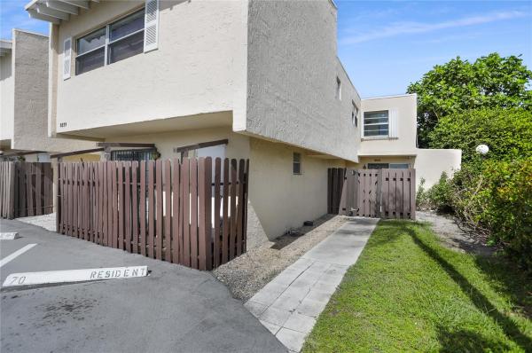 Shores Villas, 8841 NE 4th Rd #8841, Miami Shores, Florida 33138, image 1
