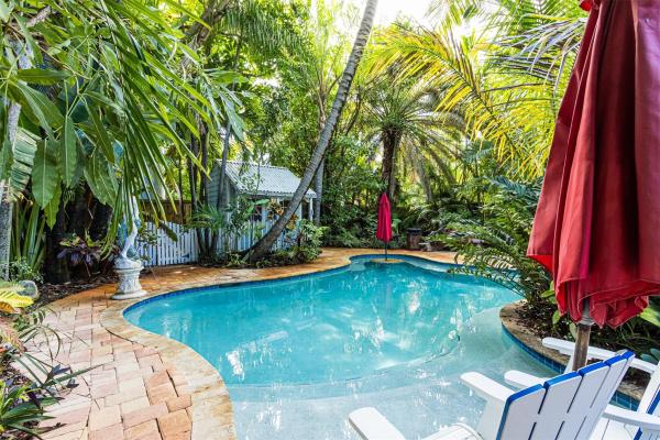 Lake Ridge, 1200 NE 12th Ave, Fort Lauderdale, Florida 33304, image 1