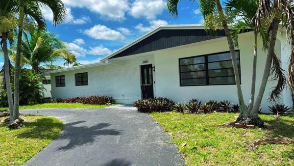 21000 Highland Lakes Blvd, Miami, Florida 33179, image 1