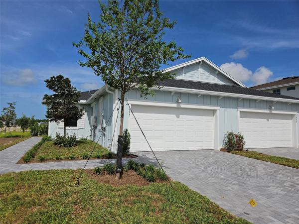 1657 Whistlegrass Ln, Loxahatchee, Florida 33470, image 1