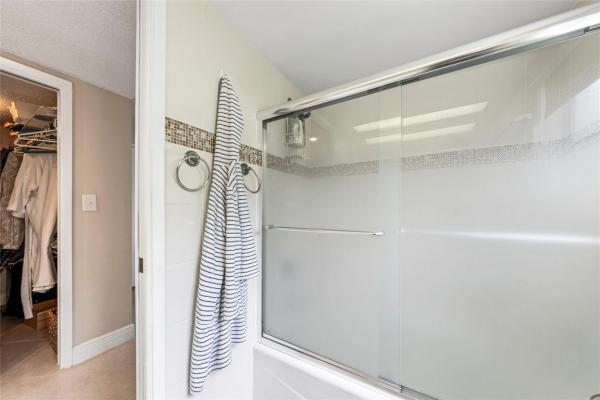 Palm-Aire Country Club 6, 3960 Oaks Clubhouse Dr #312, Pompano Beach, Florida 33069, image 3