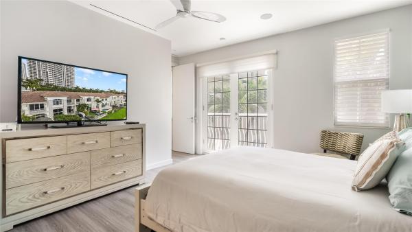 The Courtyards At The Point, 21205 NE 38th Ave #66, Aventura, Florida 33180, image 3