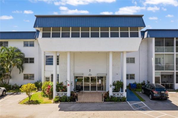 Castle Gardens, 4880 NW 22nd St #309, Lauderhill, Florida 33313, image 1