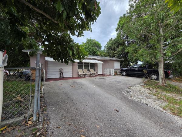 Pine Beach Estates, 4410 NE 3rd Ave, Deerfield Beach, Florida 33064, image 1