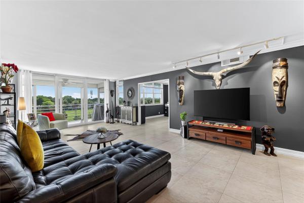 Cypress Grove At Palm-Aire, 802 Cypress Grove Ln #503, Pompano Beach, Florida 33069, image 1