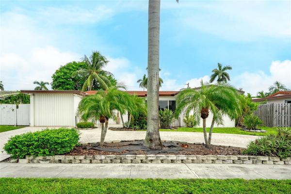 Eastway Park, 919 SE 17th St, Deerfield Beach, Florida 33441, image 1